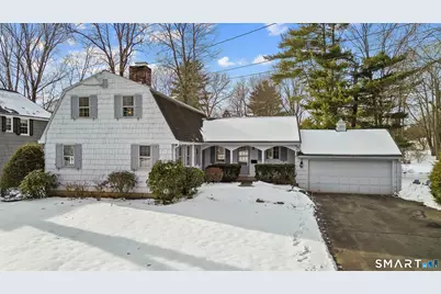 15 Garland Road, West Hartford, CT 06107 - Photo 2