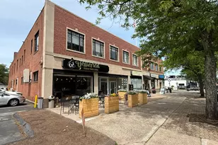 998 Farmington Ave, West Hartford, CT 06107 - Photo 1