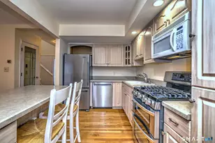 47 Jerimoth Dr, Branford, CT 06405 - Photo 10