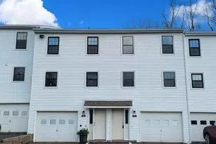 117 Aspetuck Vlg, New Milford, CT 06776 - Photo 2