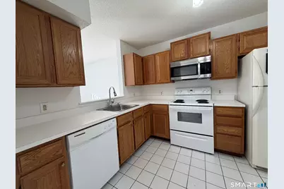 705 Lake Avenue #11, Bristol, CT 06010 - Photo 4