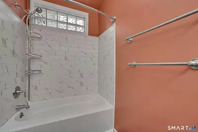 71 Country Club Road, Stamford, CT 06903 - Photo 16