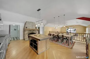 71 Country Club Rd, Stamford, CT 06903 - Photo 6