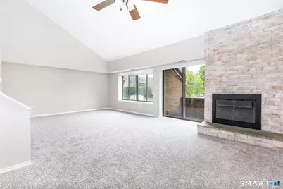 25 Stanley Street #B8, West Hartford, CT 06107 - Photo 4