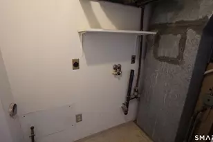 42 Woodbridge St, Manchester, CT 06042 - Photo 14