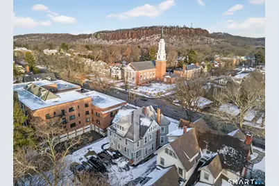 562 Whitney Avenue, New Haven, CT 06511 - Photo 34