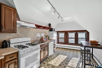 562 Whitney Avenue, New Haven, CT 06511 - Photo 28