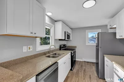 9 Carney Road, Enfield, CT 06082 - Photo 6