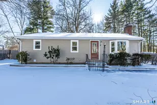 9 Carney Rd, Enfield, CT 06082 - Photo 2