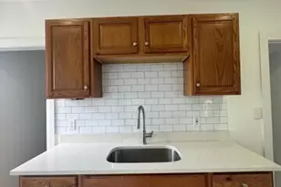 142 Cowles St, Bridgeport, CT 06607 - Photo 6