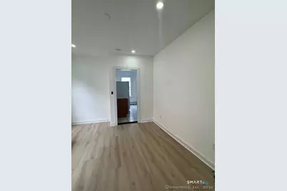 142 Cowles Street, Bridgeport, CT 06607 - Photo 4