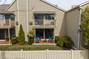 377 Glenbrook Rd, Stamford, CT 06906 - Photo 8