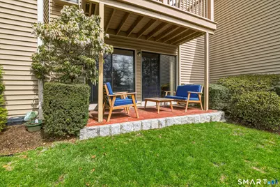 377 Glenbrook Road #APT 5, Stamford, CT 06906 - Photo 10