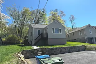 6 Fulton Dr, New Fairfield, CT 06812 - Photo 4