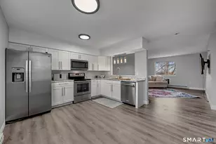 24 Blue Ridge Dr, Waterbury, CT 06704 - Photo 2