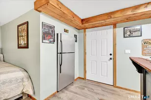 73 Valley View Rd, Milford, CT 06461 - Photo 36