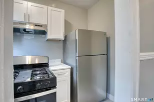 325 Chestnut St, New Britain, CT 06051 - Photo 4