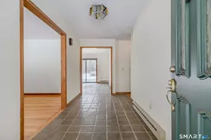 72 Old Hawleyville Rd, Bethel, CT 06801 - Photo 6