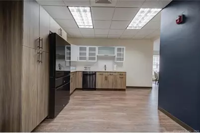 466 Heritage Road #4, Southbury, CT 06488 - Photo 32