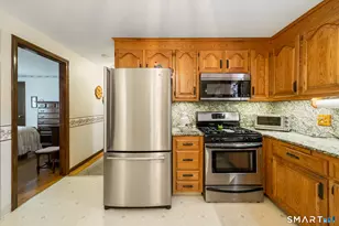 27 Janet Dr, New Britain, CT 06053 - Photo 22