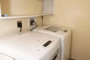 11 Angel Pl, North Haven, CT 06473 - Photo 10