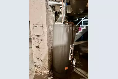 444 Poplar Street, New Haven, CT 06513 - Photo 14