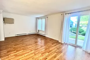 1 Cinnamon Springs, South Windsor, CT 06074 - Photo 4