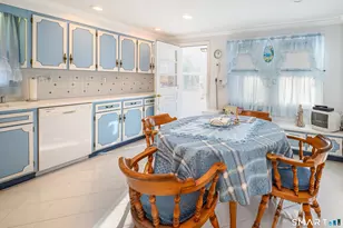 25 River Rd, East Haven, CT 06512 - Photo 8