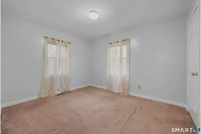 275 Midway Oval, Groton, CT 06340 - Photo 14