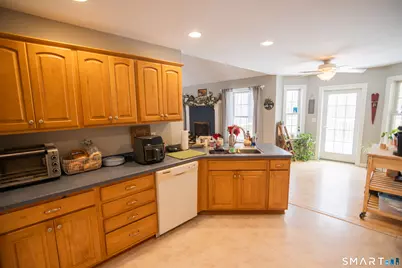 370 Tripp Hollow Road, Brooklyn, CT 06234 - Photo 20