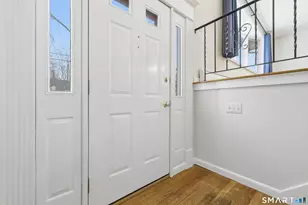 10 College St, Clinton, CT 06413 - Photo 4