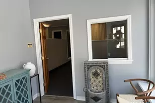 1948 Chapel St, New Haven, CT 06515 - Photo 12