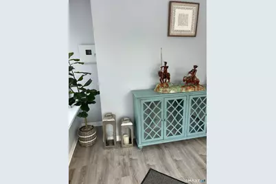 1948 Chapel Street, New Haven, CT 06515 - Photo 4