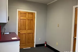 1948 Chapel St, New Haven, CT 06515 - Photo 20