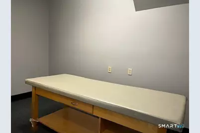 1948 Chapel Street, New Haven, CT 06515 - Photo 18