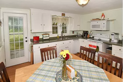 256 Park Avenue, Bloomfield, CT 06002 - Photo 12