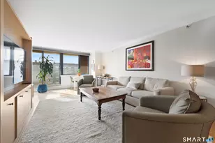 25 Forest St, Stamford, CT 06901 - Photo 8