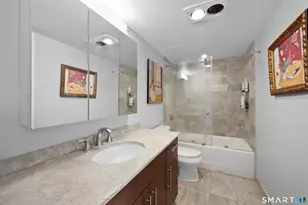 25 Forest St, Stamford, CT 06901 - Photo 12