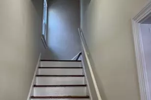 1946 Chapel St, New Haven, CT 06515 - Photo 2