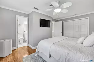 100 10 Coat Ln, Shelton, CT 06484 - Photo 16