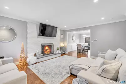 100 Ten Coat Lane #1A, Shelton, CT 06484 - Photo 2