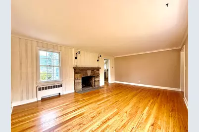 14 Hedge Drive, Norwalk, CT 06851 - Photo 6