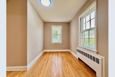 14 Hedge Drive, Norwalk, CT 06851 - Photo 10