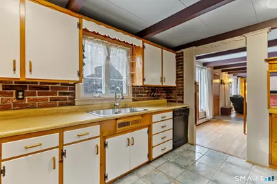 52 North Glenwoods Road, Ledyard, CT 06335 - Photo 10