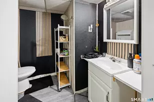 590 Columbia Blvd Ext, Waterbury, CT 06704 - Photo 22