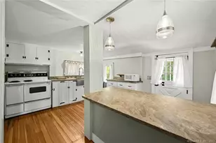 4 Ironworks Hill Rd, Brookfield, CT 06804 - Photo 6