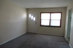 64 8th St, Newington, CT 06111 - Photo 4