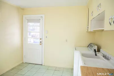 678 Farmington Avenue, New Britain, CT 06053 - Photo 8