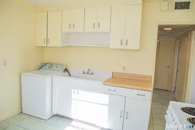 678 Farmington Avenue, New Britain, CT 06053 - Photo 6