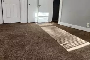 76 Lincoln St, Meriden, CT 06451 - Photo 4